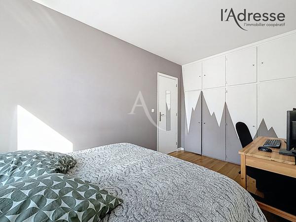 NANTERRE/ Sadi Carnot - Appartement 2/3 pièces 51m² - Loggia 3m² - 1 Cave -1 Parking