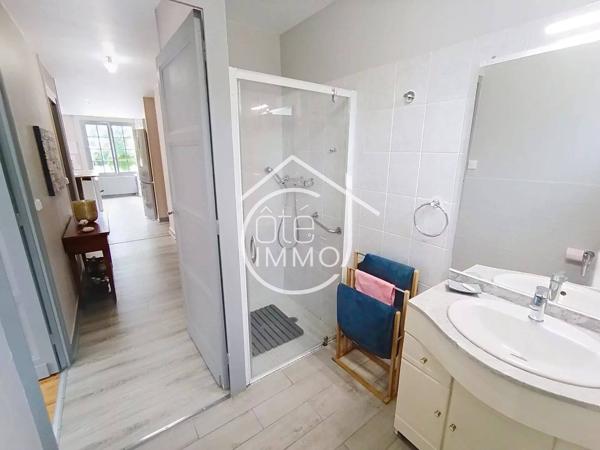 PRIGONRIEUX : Charmante propriété de 348m²  avec piscine