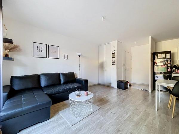 Vente                                                      Appartement
                        
                     3 pièces                      58 m2                     à Quincy-sous-Sénart