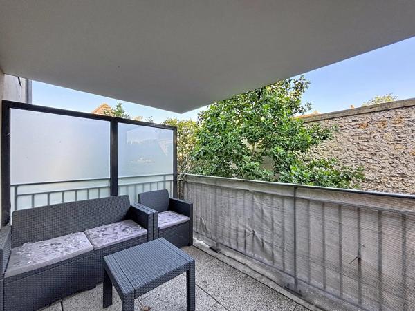 Vente                                                      Appartement
                        
                     3 pièces                      58 m2                     à Quincy-sous-Sénart