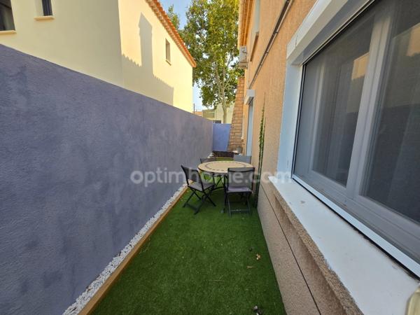 Appartement en rez-de-jardin entièrement rénové(13110)
