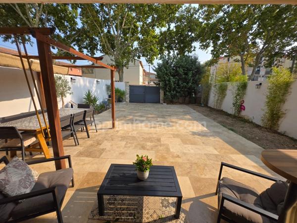 Appartement en rez-de-jardin entièrement rénové(13110)