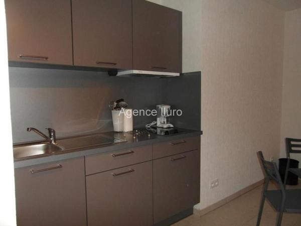 Location meublée - Studio - Oloron-sainte-marie - Réf.:202584 OLORON CENTRE - STUDIO MEUBLE DANS RESIDENCE RECENTE