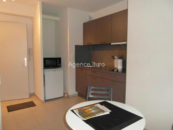 Location meublée - Studio - Oloron-sainte-marie - Réf.:202584 OLORON CENTRE - STUDIO MEUBLE DANS RESIDENCE RECENTE
