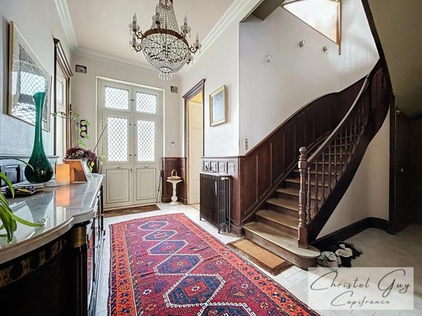 Maison de Maître, coeur de ville MONTVAL-SUR-LOIR (72), 6 chambres, terrain 2090 m²