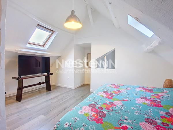 HYPERCENTRE DREUX : grande maison de centre-ville sur 3 niveaux avec toutes commodités à pieds et vue sur le domaine royale, 5 chambres