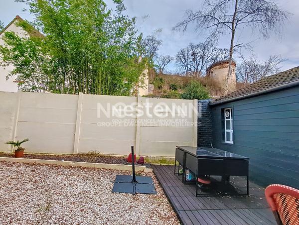 HYPERCENTRE DREUX : grande maison de centre-ville sur 3 niveaux avec toutes commodités à pieds et vue sur le domaine royale, 5 chambres