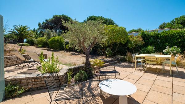 Maison avec accès plage et vue Mer! , Les portes en re