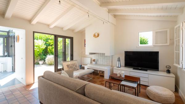 Maison avec accès plage et vue Mer! , Les portes en re