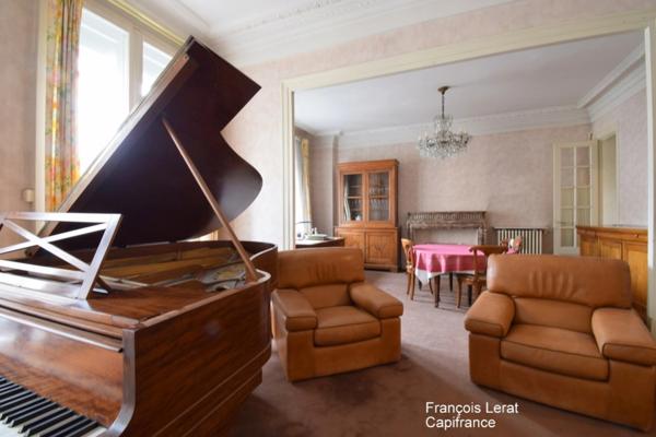 A vendre Appartement 5 pièces - LA MADELAINE - Quartier Botanique/Grand Boulevard - 140 m² - 3 chambres + 1 chambre de service - Ascenseur - Charme de l’ancien – 580 000 € honoraires d’agence inclus