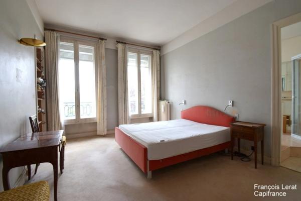 A vendre Appartement 5 pièces - LA MADELAINE - Quartier Botanique/Grand Boulevard - 140 m² - 3 chambres + 1 chambre de service - Ascenseur - Charme de l’ancien – 580 000 € honoraires d’agence inclus