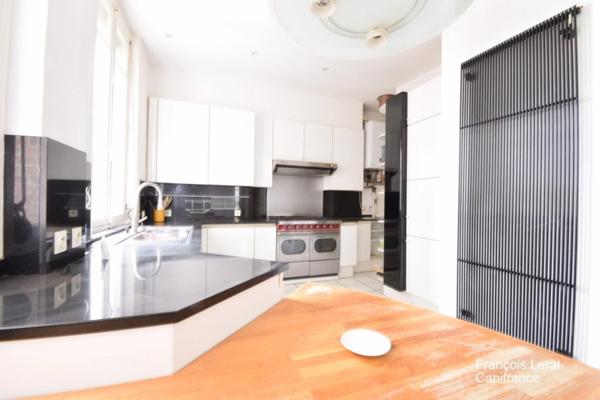 A vendre Appartement 5 pièces - LA MADELAINE - Quartier Botanique/Grand Boulevard - 140 m² - 3 chambres + 1 chambre de service - Ascenseur - Charme de l’ancien – 580 000 € honoraires d’agence inclus