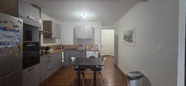 Appartement T3 50m², 2 chambres, rénovation de qualité à LARUNS (64)