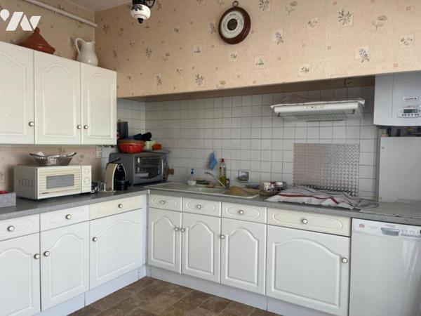 APPARTEMENT AVEC BALCON