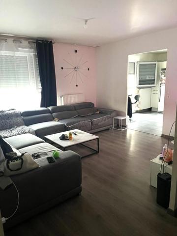 Limite Maisons Alfort ROOFTOP toit terrasse Appartement F3 de 66 m² avec 2 terrasses 32 et 18 m2 et parking sécurisé à Créteil, proche du RER D et du métro ligne 8