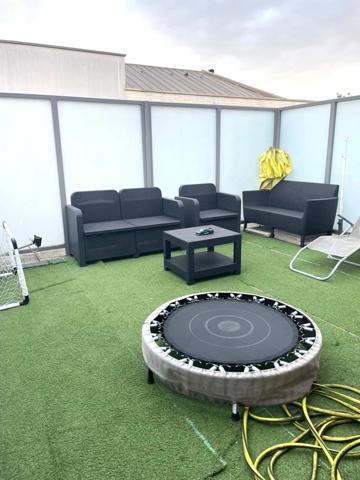 Limite Maisons Alfort ROOFTOP toit terrasse Appartement F3 de 66 m² avec 2 terrasses 32 et 18 m2 et parking sécurisé à Créteil, proche du RER D et du métro ligne 8