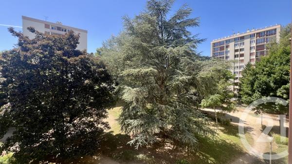 Appartement F5 à vendre  5 pièces - 91,63 m2 ST OUEN L AUMONE - 95