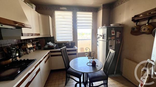 Appartement F5 à vendre  5 pièces - 91,63 m2 ST OUEN L AUMONE - 95