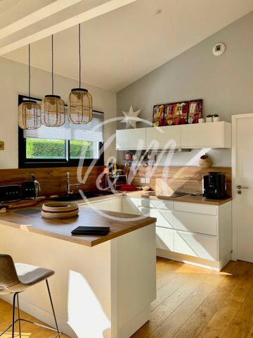 EXCLUSIVITE! VILLA A VENDRE ARES! Maison ossature bois 4 chambres à Arès proche plage du Bassin et centre-ville avec piscine et prestations haut de gamme ARES Cercle de voile