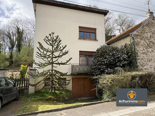 Vente                                                      Maison de village
                        
                     5 pièces                      92 m2                     à Saint-Erme-Outre-Et-Ramecourt