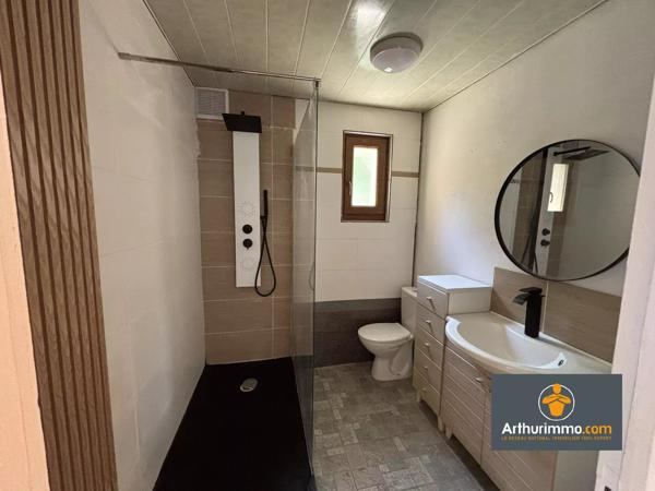 Vente                                                      Maison de village
                        
                     5 pièces                      92 m2                     à Saint-Erme-Outre-Et-Ramecourt