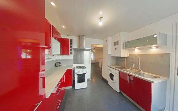 Appartement à louer    3 pièces • 67,81 m2 Valence