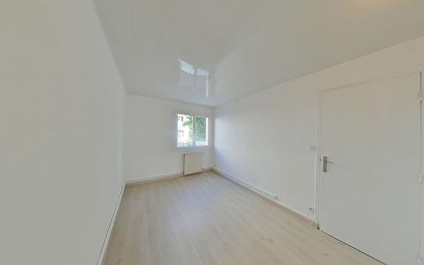 Appartement à louer    3 pièces • 67,81 m2 Valence