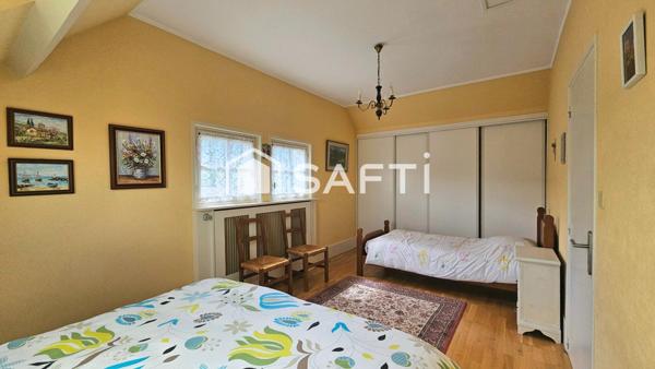 MAISON 8 pièces 5 chambres sur sous-sol total