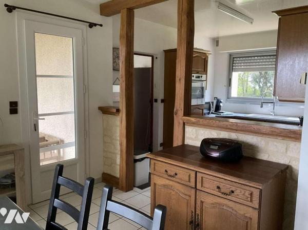 A VENDRE : Située à 20 km au sud de GOURDON (Lot - 46), maison contemporaine sur environ 3.000m...