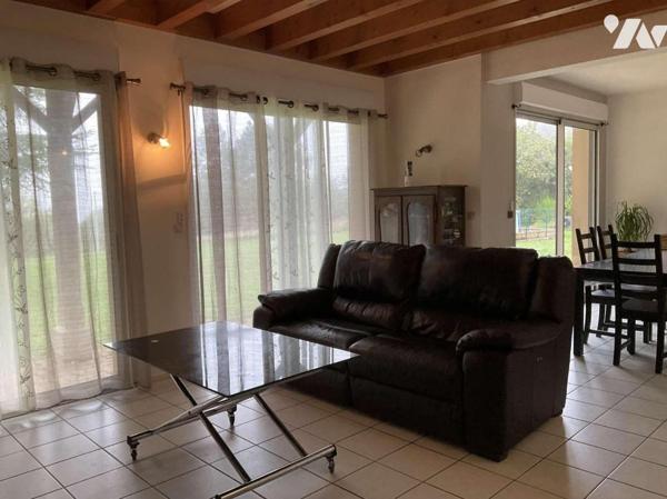 A VENDRE : Située à 20 km au sud de GOURDON (Lot - 46), maison contemporaine sur environ 3.000m...