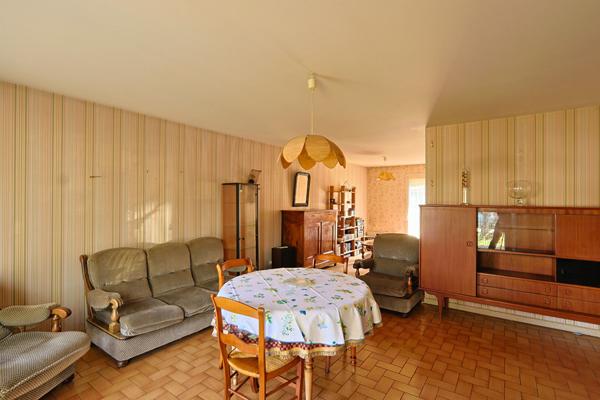 Maison Nevers 3 chambres avec garage, quartier calme, commerces et écoles