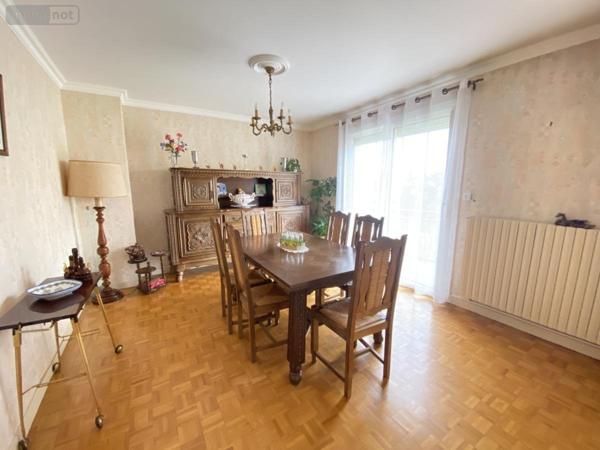 Maison à vendre à Loudéac dans les Côtes-d'Armor (22600), ref : 22110-2300