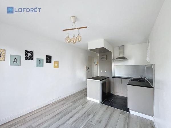 Location appartement près de LORIENT - 2 pièce(s) - 28 m² - 600 €/mois