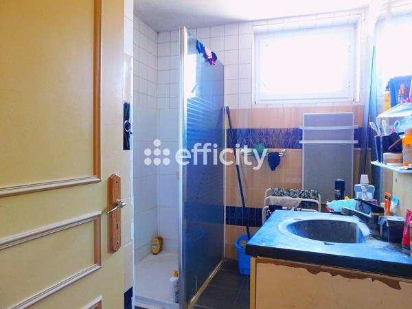 Immeuble 6 pièces - 224 m²