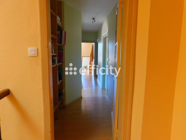 Immeuble 6 pièces - 224 m²