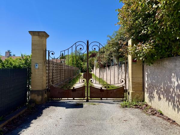 Villa contemporain à 2 pas du village