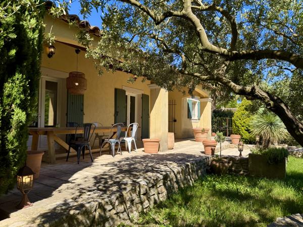 Villa contemporain à 2 pas du village