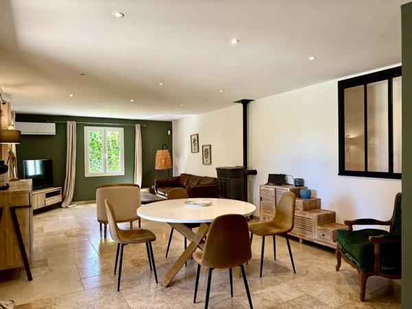 Villa contemporain à 2 pas du village