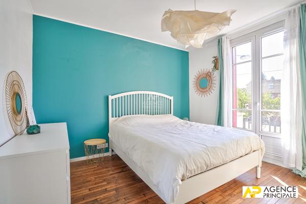 Maison Quartier Saint-Nicolas 104 m2 3 chambres - jardinet €585 000 ** - Référence 4630