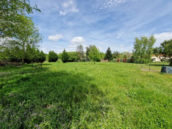 Dpt (), à vendre terrain - Terrain de 2 245,00 m²