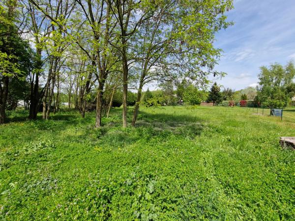 Dpt (), à vendre terrain - Terrain de 2 245,00 m²