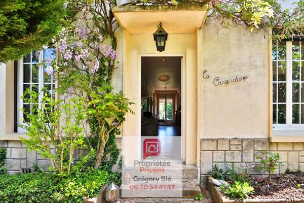 Maison de maître 7 pièce(s) 241 m2