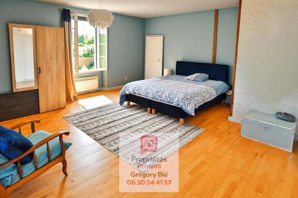 Maison de maître 7 pièce(s) 241 m2