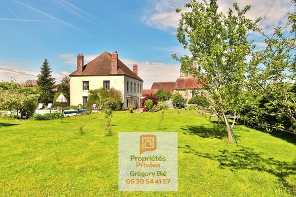 Maison de maître 7 pièce(s) 241 m2