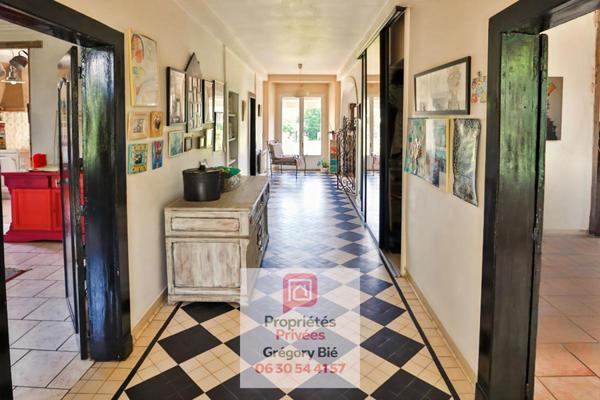 Maison de maître 7 pièce(s) 241 m2