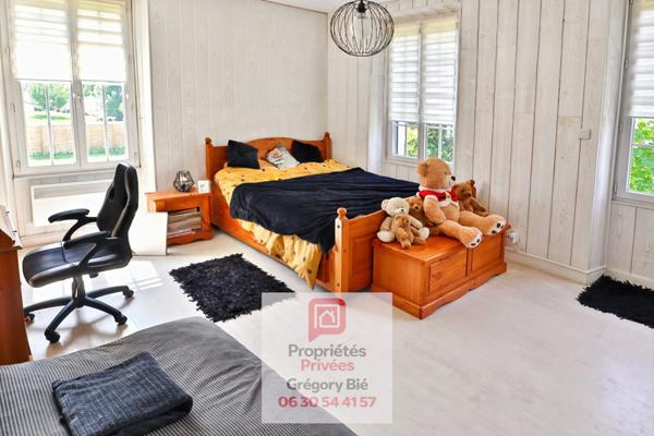 Maison de maître 7 pièce(s) 241 m2