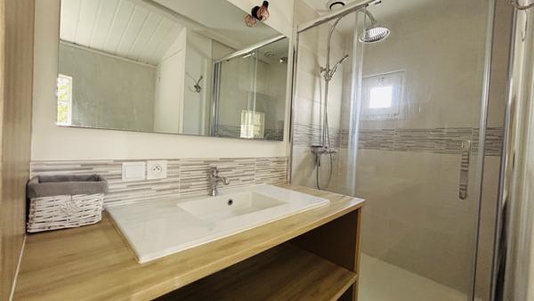 Immeuble
         6 pièces
        - 89 m² 314 500 € *