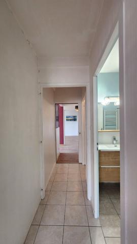 Appartement 3 chambres, gararge , cave et place de parking coeur Fontenay le Comte