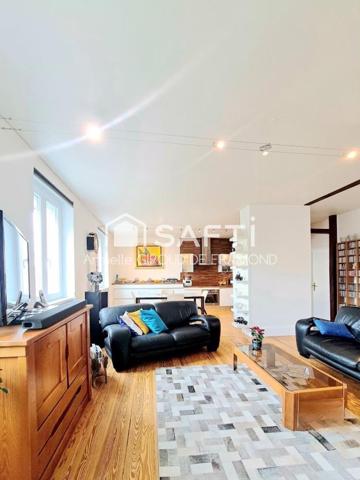 À Mulhouse (68100) duplex élégant et lumineux de 87 m2 (120 m2 au sol), proche quartier Nouveau Bassin, à proximité des commodités .