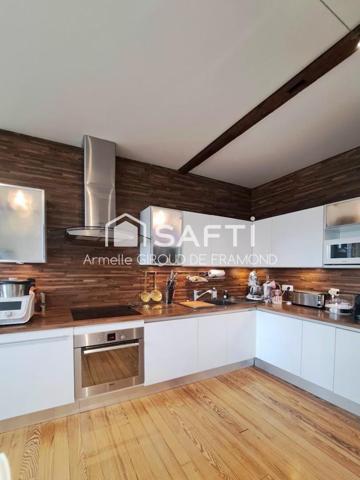 À Mulhouse (68100) duplex élégant et lumineux de 87 m2 (120 m2 au sol), proche quartier Nouveau Bassin, à proximité des commodités .